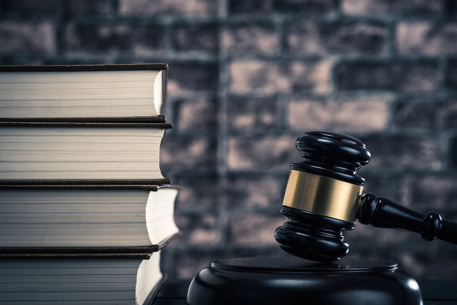 上海刑事律師解析：被刑事拘留后家屬如何申請會見？