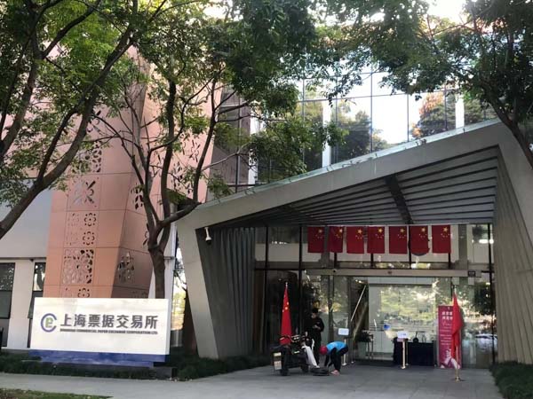 在緩刑考驗(yàn)期內(nèi)犯新罪但未達(dá)刑事年齡能否撤銷？上海緩刑律師來(lái)回答