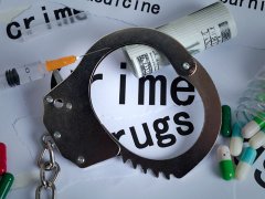 徐匯刑事律師事務所看假章盛行，團伙獲罪！