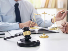 <b>職務侵占大探秘：上海職務犯罪律師帶你揭秘被害人同意的法律迷局</b>